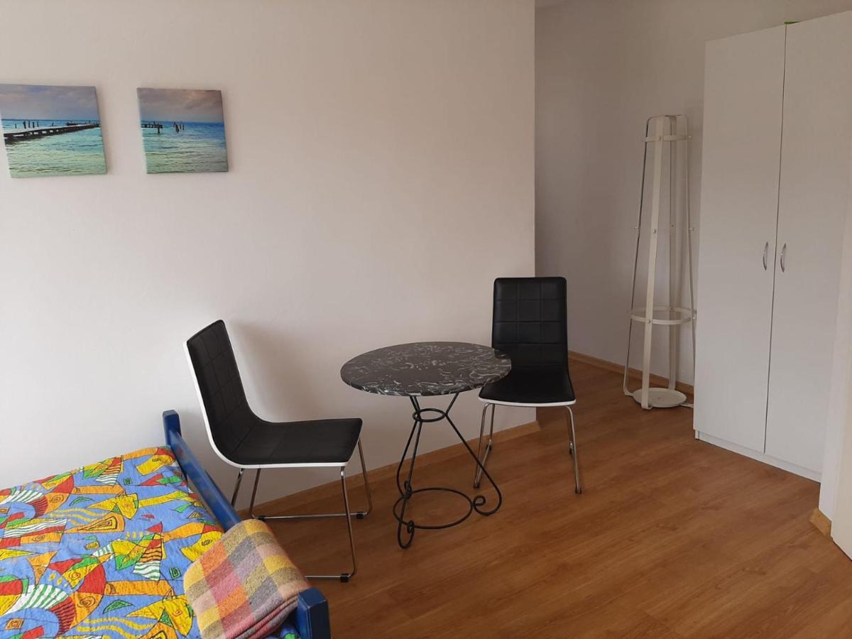 Pokoje Goscinne Weronika Ostrowo  Esterno foto